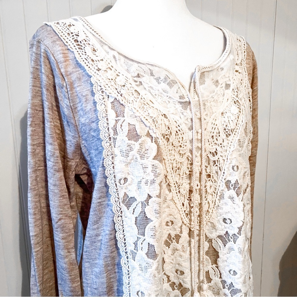 Altar’d State Lace Front Long Sleeve Tunic - Picture 2 of 4